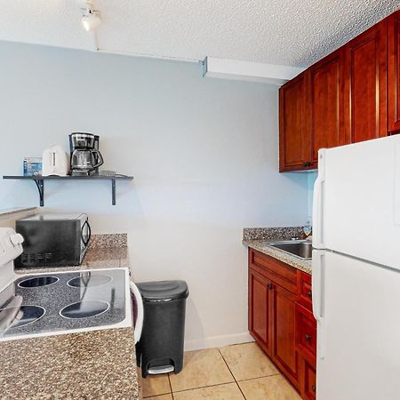 Sombrero Siesta Apartment Маратон Стая снимка